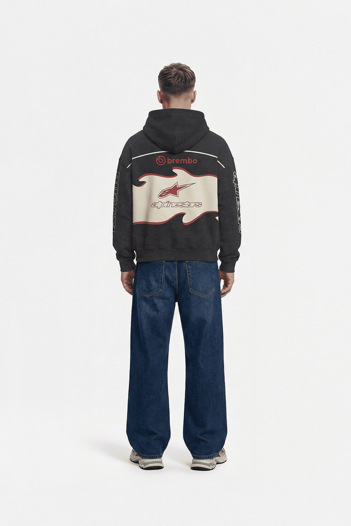 https://cdn.shopify.com/s/files/1/0998/4642/2866/files/ducati-nitro-racing-oversized-hoodie-alpinestars-edition-1132272.png?v=1767982104