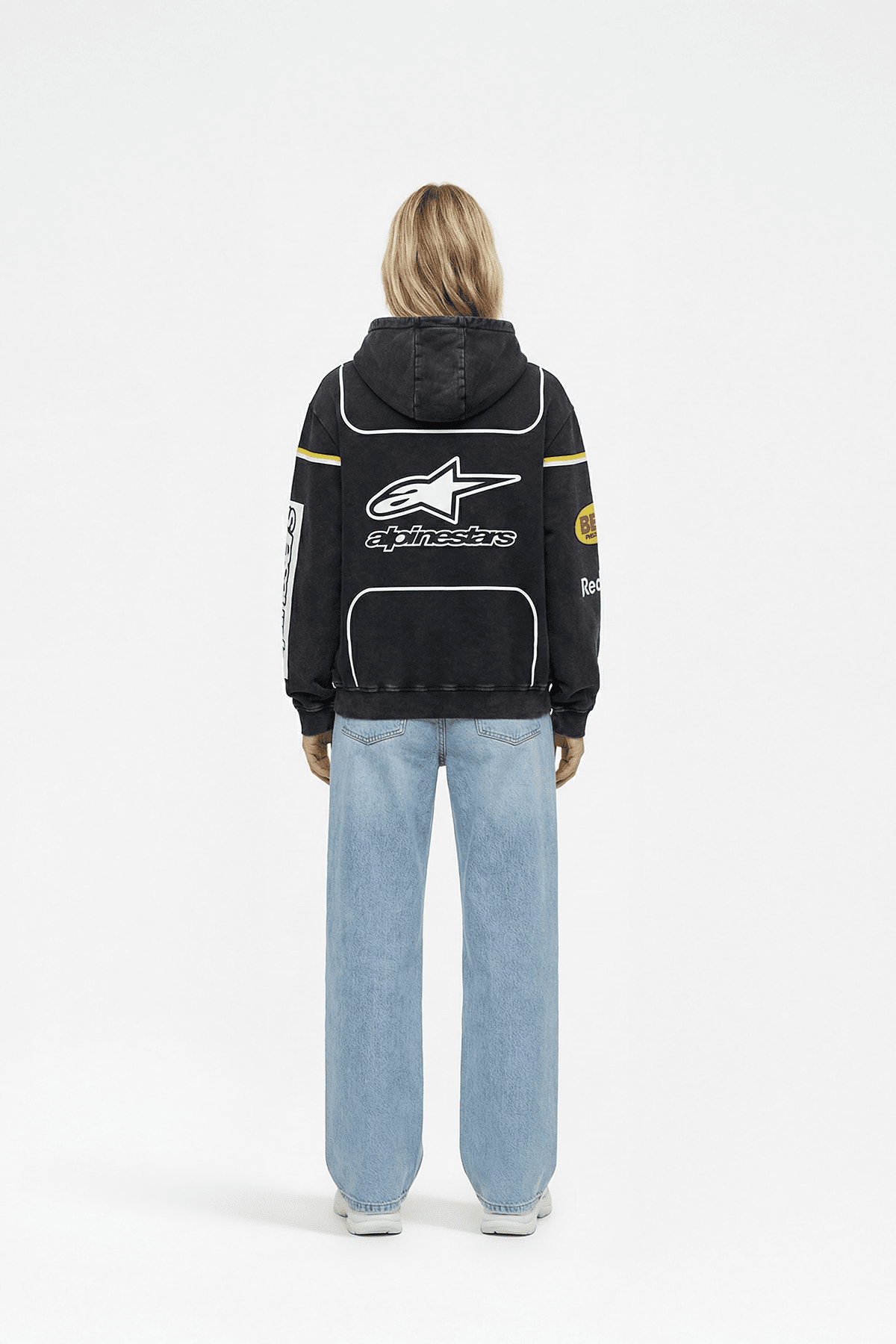 https://cdn.shopify.com/s/files/1/0998/4642/2866/files/red-bull-racing-oversized-hoodie-vintage-carbon-wash-1048017.png?v=1767982104