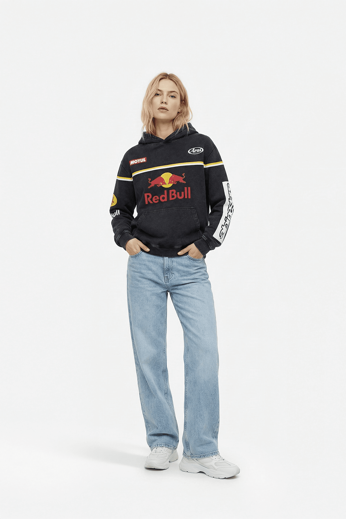 https://cdn.shopify.com/s/files/1/0998/4642/2866/files/red-bull-racing-oversized-hoodie-vintage-carbon-wash-5782458.png?v=1767982104